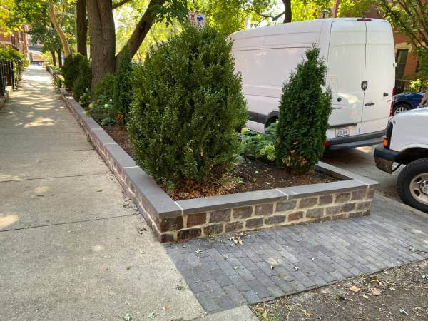 Interlocking Stone & Retaining Walls